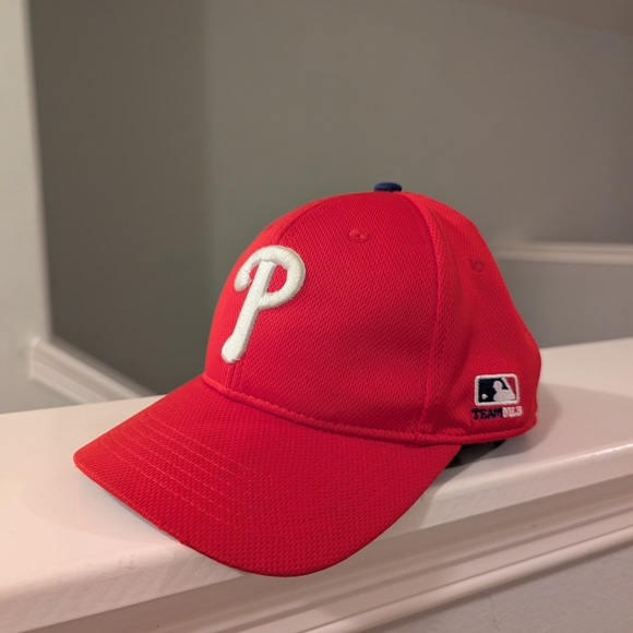 Philadelphia Phillies Youth Baseball Cap - Picture 1 of 4